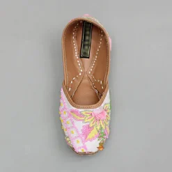 Fashion Bead And Floral Thread-Embroidered Jutti Shoes