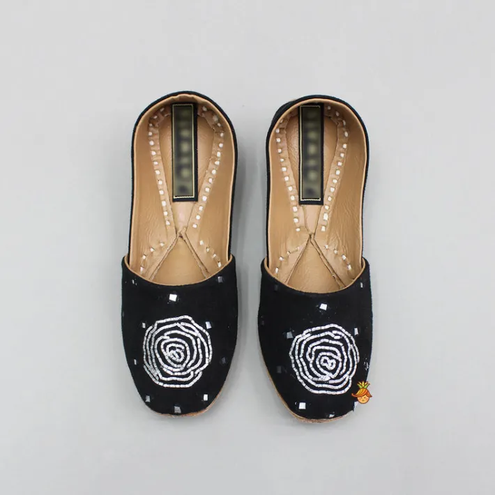 Discount Black Embroidered Jutti BOY Shoes