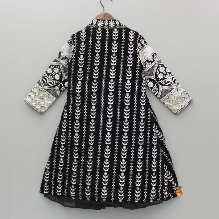 Discount Black Kurti With Embroidered Velvet Jacket Twinning Sets | Ethnic Wear