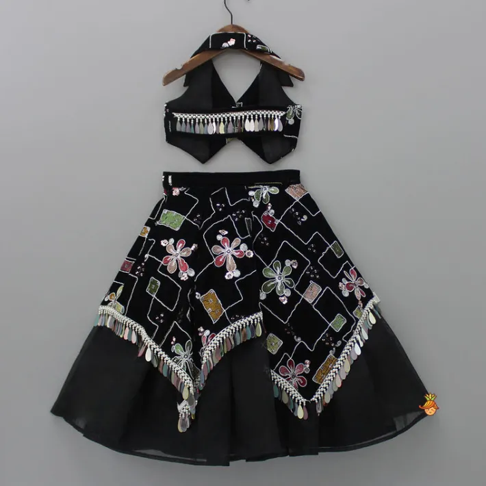 Outlet Black Velvet Embroidered Collar Neck Halter Top With Flap Embroidered Lehenga Ethnic Wear | Lehengas & Ghagras