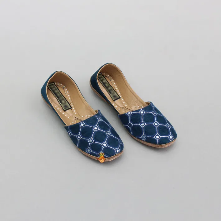 Outlet Blue Mirror Work Embroidered Jutti BOY Shoes