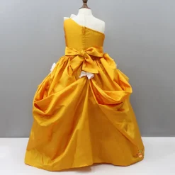 Outlet Elegant Pearls And Pin Tuck Detailed Gown Dresses & Sets | Gowns