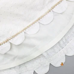 Online Floral Thread Embroidered Top And Pleated Lehenga With Net Dupatta Ethnic Wear | Lehengas & Ghagras