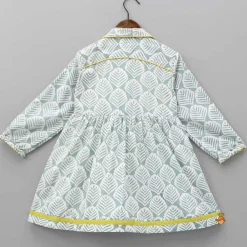 New Front Open Collar Neck Green And White Dress Twinning Sets | Dresses & Sets