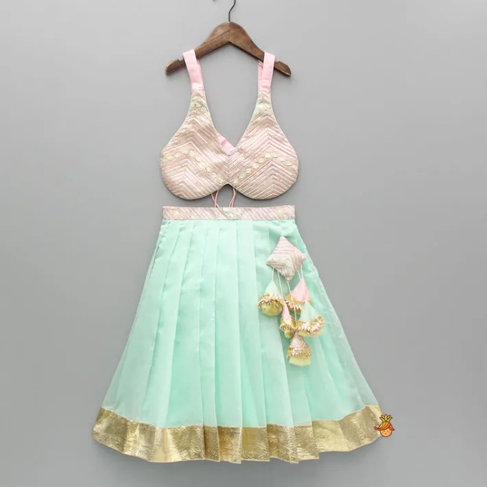 Outlet Halter Neck Stylish Embroidered Top With Pleated Lehenga And Dupatta Ethnic Wear | Lehengas & Ghagras