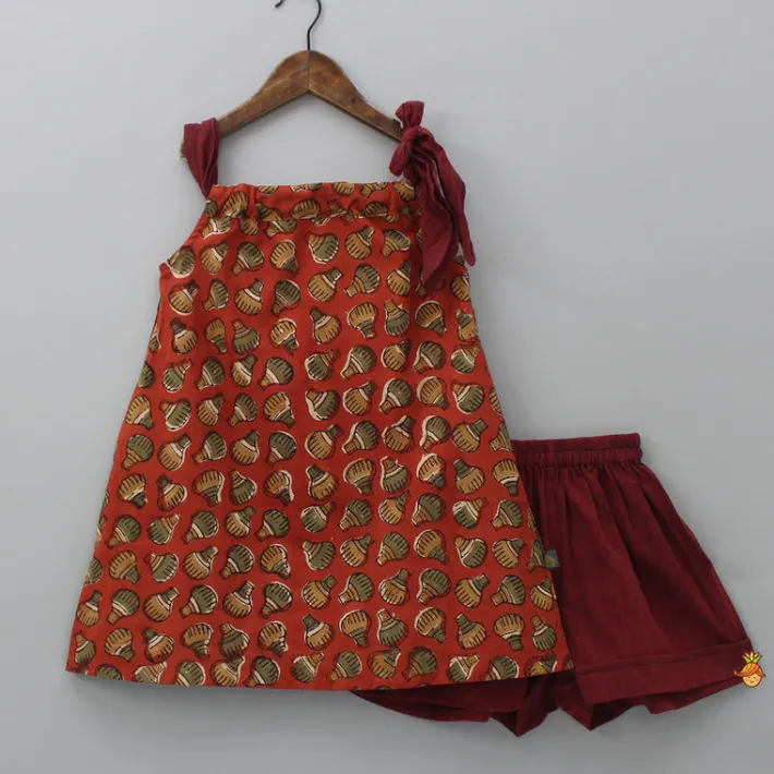 Fashion Hand Block Printed Tie Up Top And Burgundy Shorts Twinning Sets | Dresses & Sets