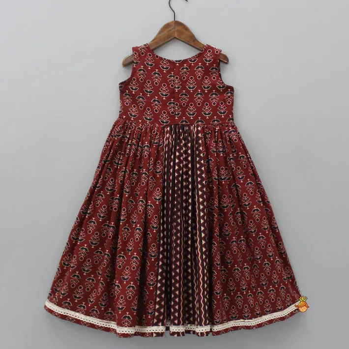 Outlet Lace Detail Yoke Printed Brown Kurti Twinning Sets | Ethnic Wear
