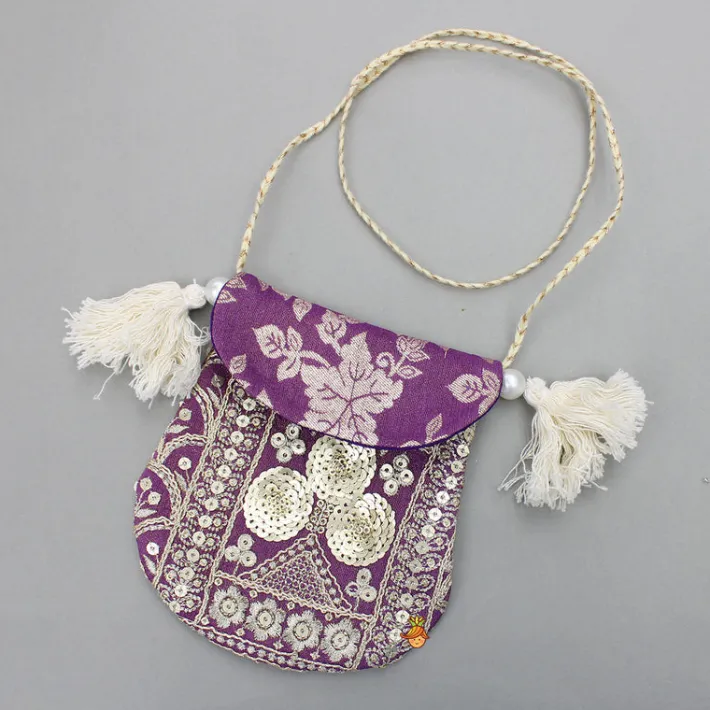 Discount Off White Embroidered Kurti With Sling Bag Ethnic Wear | Kurtis & Jumpsuits