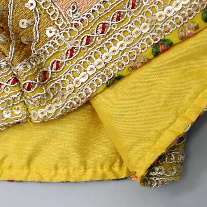 Fashion Round Neck Yellow Kurti With Heavy Embroidered Jacket Ethnic Wear | Kurtis & Jumpsuits