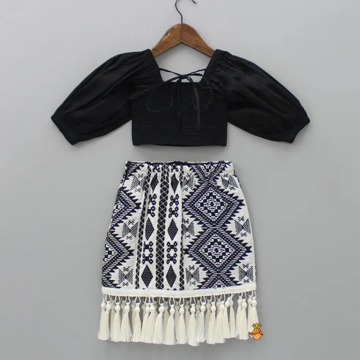 Clearance Smocked Back Stylish Sleeves Black Top And Fringes Skirt With Knot Detail Hair Band Dresses & Sets | Sets