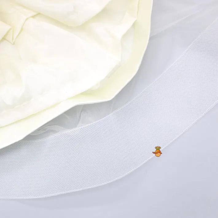 New Stylish Off White Trail Dress With Bowie Pearl String Hair Clip Dresses & Sets | Dresses