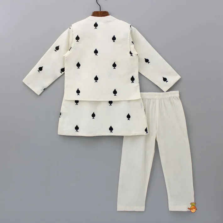 Sale Thread Detailed Off White Kurta With Open Jacket And Pyjama BOY Indian Ethnic Wear | Ethnic Sets