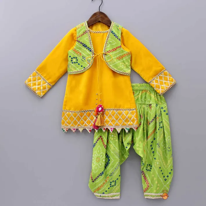 New Yellow Velvet Kurti With Bandhani Printed Tie Up Jacket And Salwar With Matching Dupatta Ethnic Wear | Churidars & Salwars